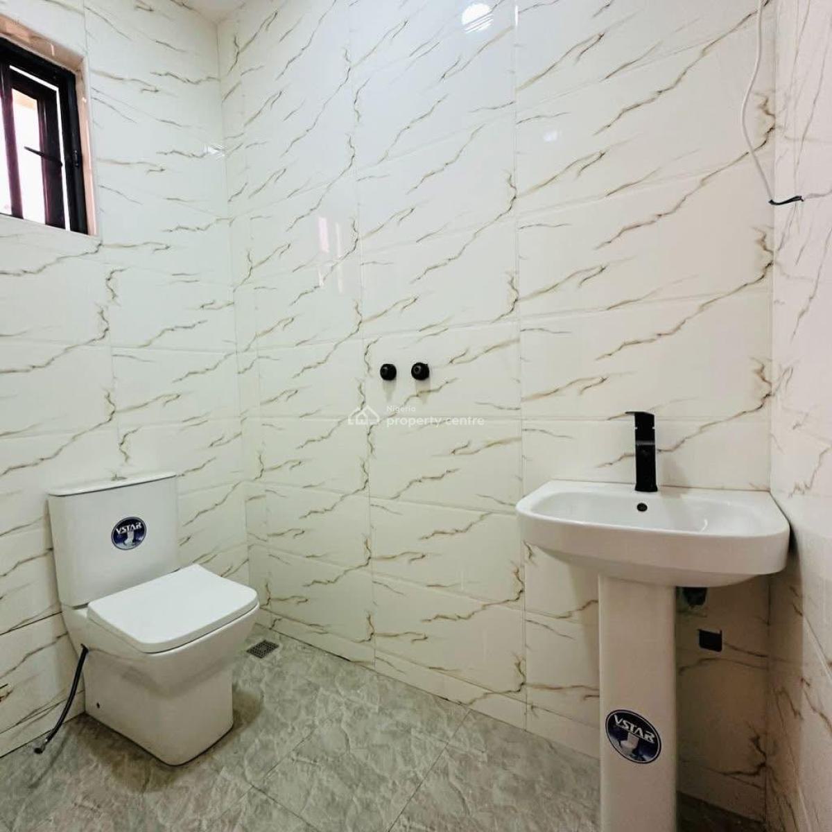 Excellently Built 2 Bedroom Apartment, Gra Phase 1, Magodo, Lagos, Flat / Apartment for Sale