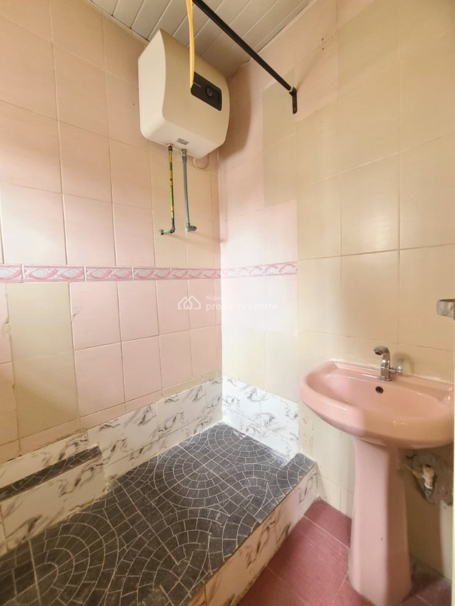 Standard and Spacious 3 Bedroom Apartment, Idado Estate, Lekki, Lagos, Flat / Apartment for Rent