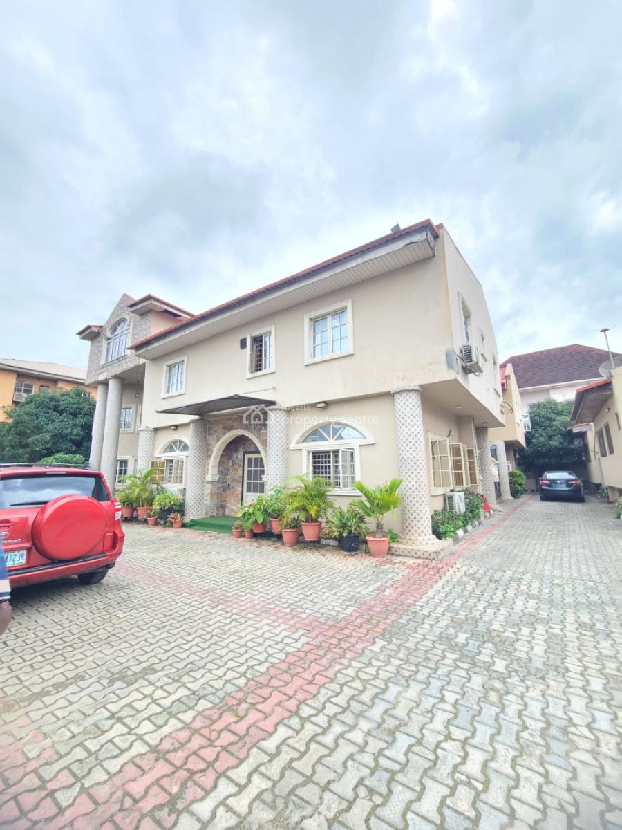 Standard and Spacious 3 Bedroom Apartment, Idado Estate, Lekki, Lagos, Flat / Apartment for Rent
