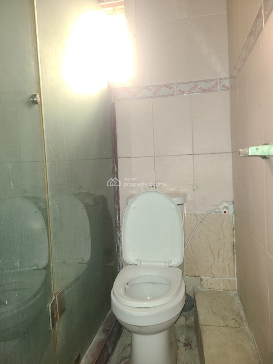 Standard and Spacious 3 Bedroom Apartment, Idado Estate, Lekki, Lagos, Flat / Apartment for Rent