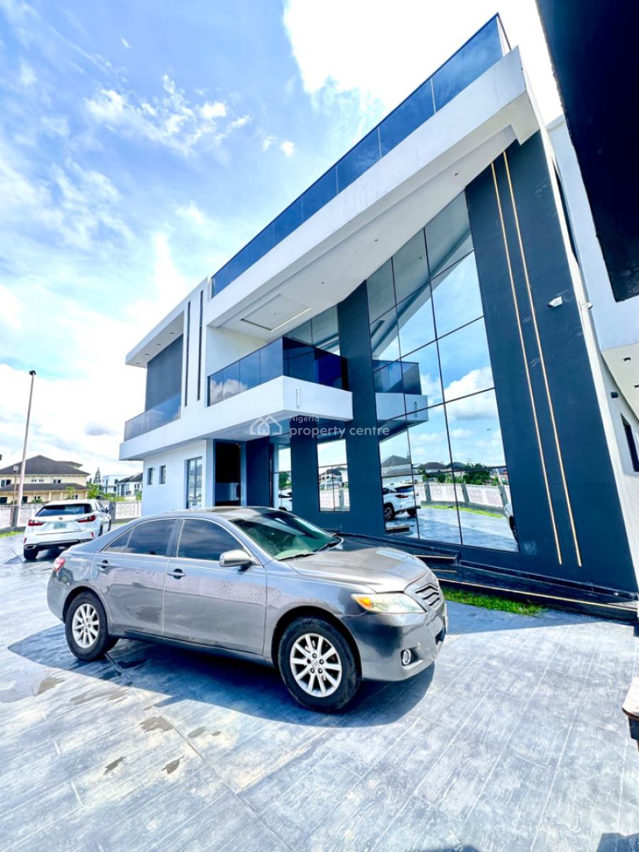 Contemporary 5bedrooms Detached Duplex Pool , Cinema& Swimming Pool, Royal Garden Estate, Lekki, Lagos, Detached Duplex for Sale
