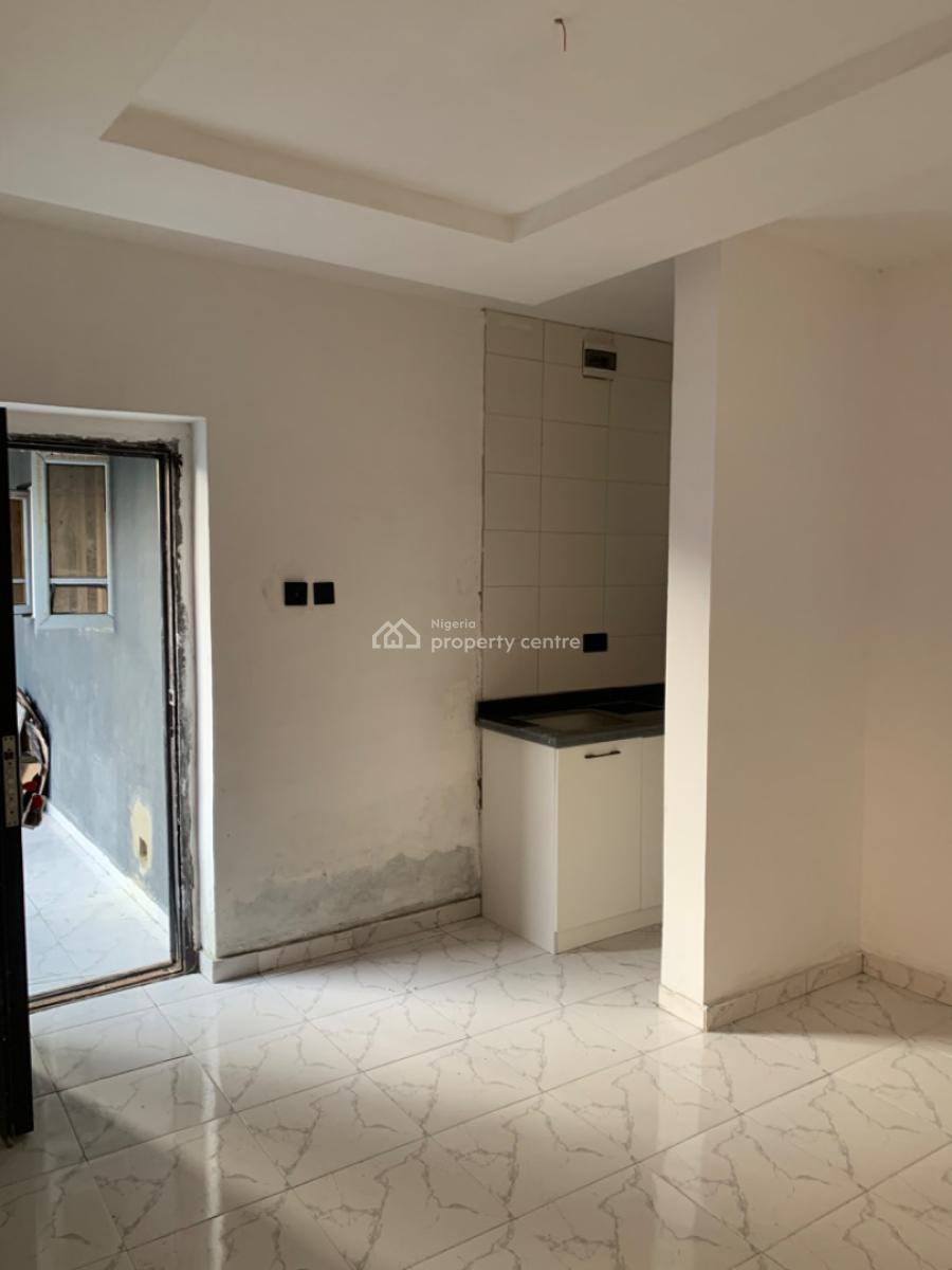 Newly Built Room and Parlor, Blenco, Sangotedo, Ajah, Lagos, Flat / Apartment for Rent