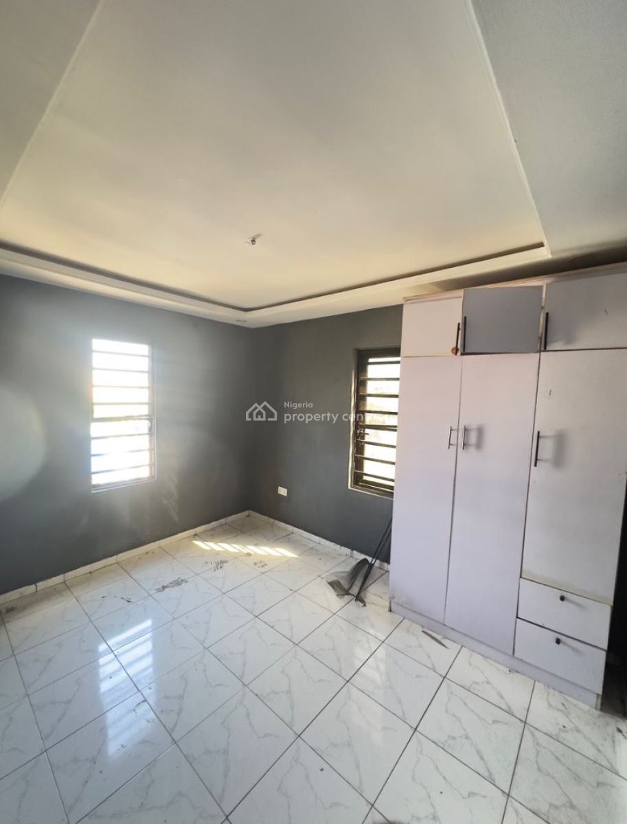 1 Bedroom Apartment, Badore, Ajah, Lagos, Mini Flat (room and Parlour) for Rent