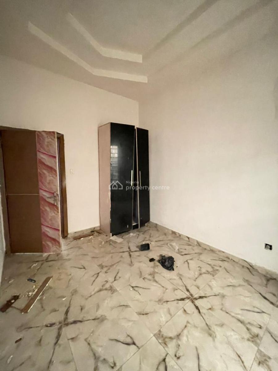 Shared Apartment Room with Solar & Constant Light, Orchid Opposite Orchid Hospital, Lekki, Lagos, Self Contain (single Rooms) for Rent