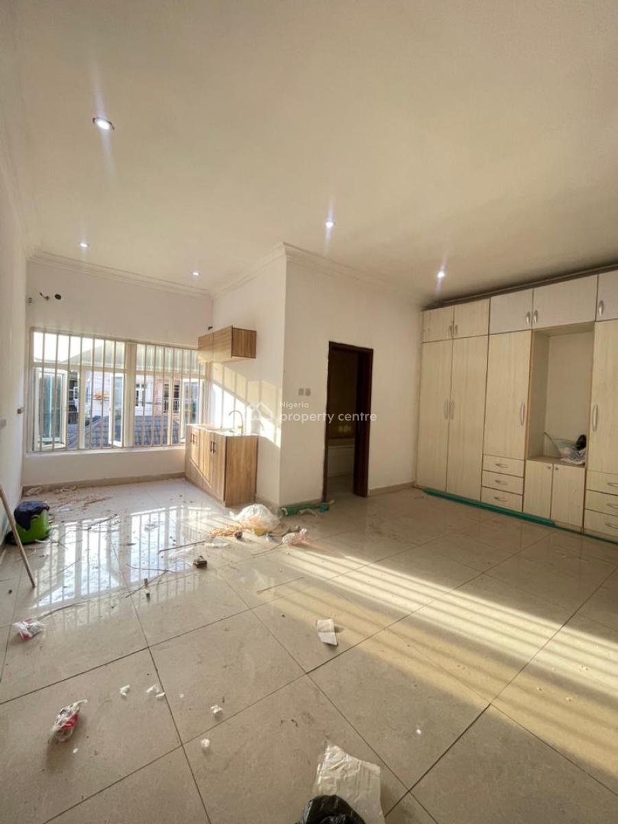 Very Clean and Spacious Semi Masters Bedroom with Personal Prepaid, Osapa, Lekki, Lagos, Self Contain (single Rooms) for Rent
