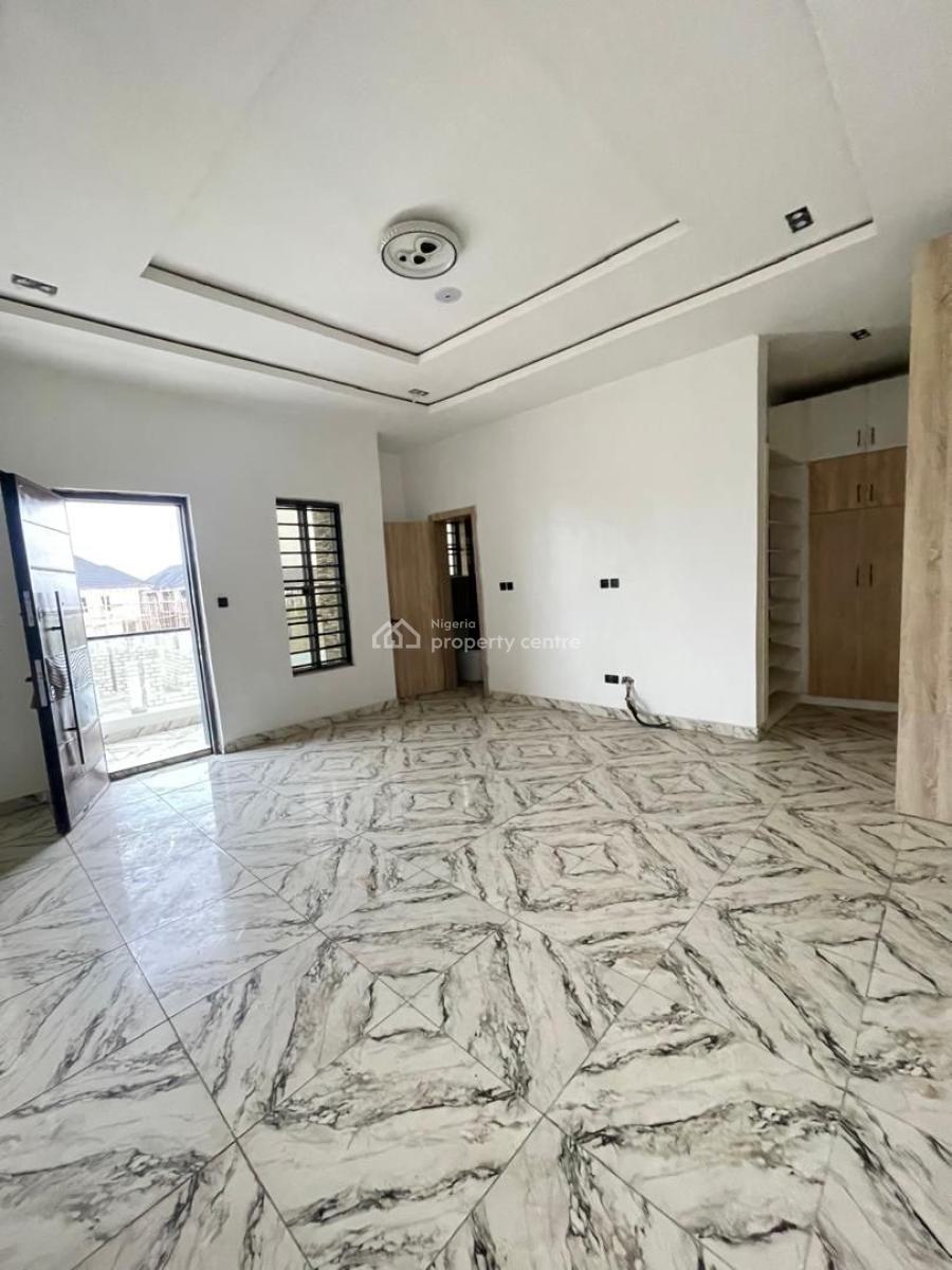 Clean and Spacious Masters Bedroom Available, Orchid Road, Lekki, Lagos, Self Contain (single Rooms) for Rent