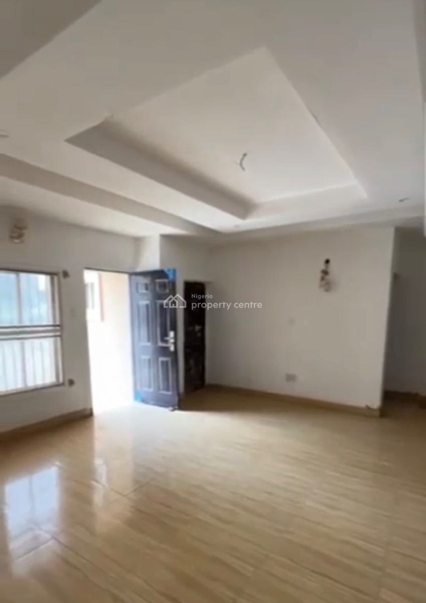 3bedroom Block of Flat+tarred Road, Around Nzamiye, Idu Industrial, Abuja, Block of Flats for Sale