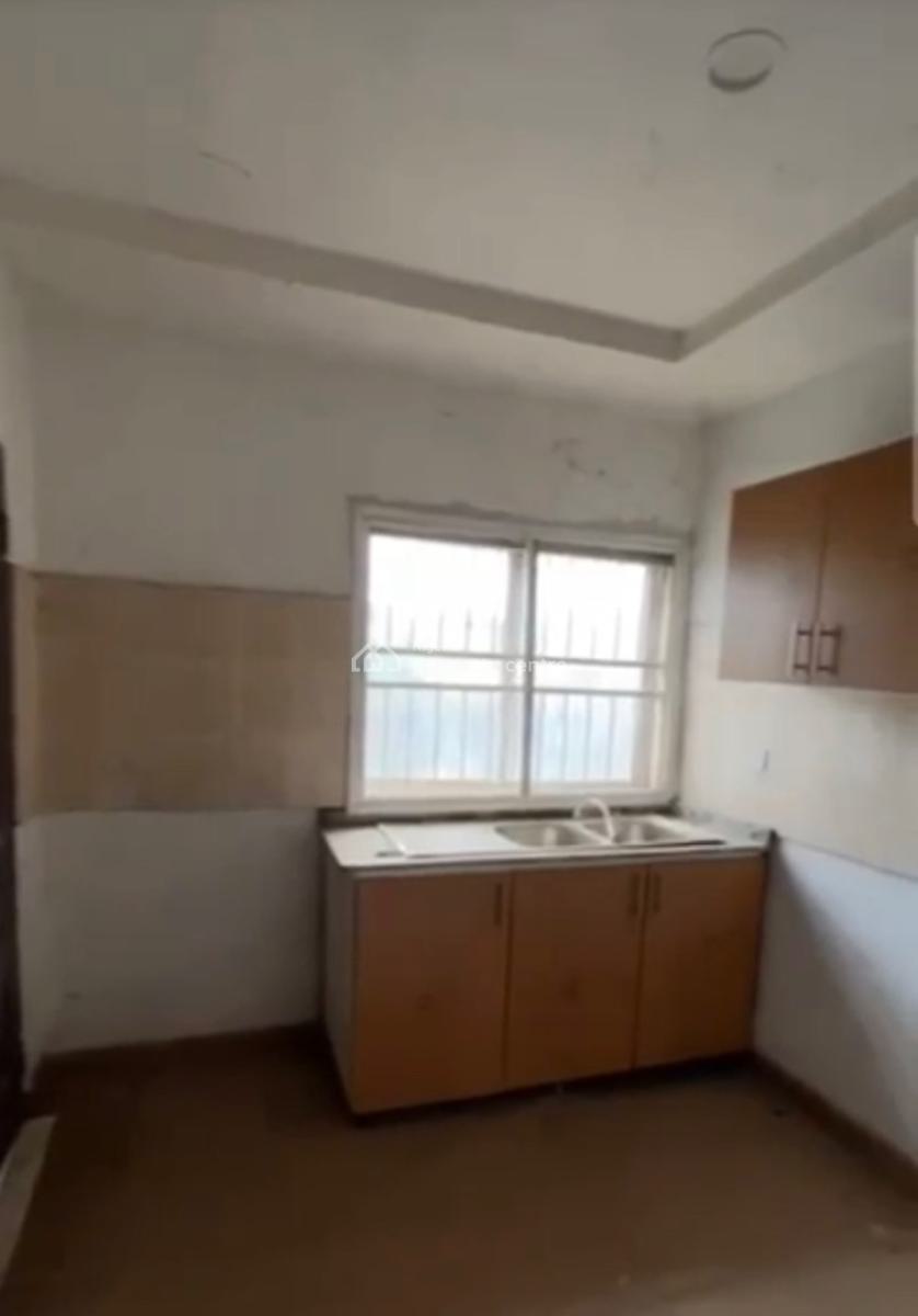 3bedroom Block of Flat+tarred Road, Around Nzamiye, Idu Industrial, Abuja, Block of Flats for Sale
