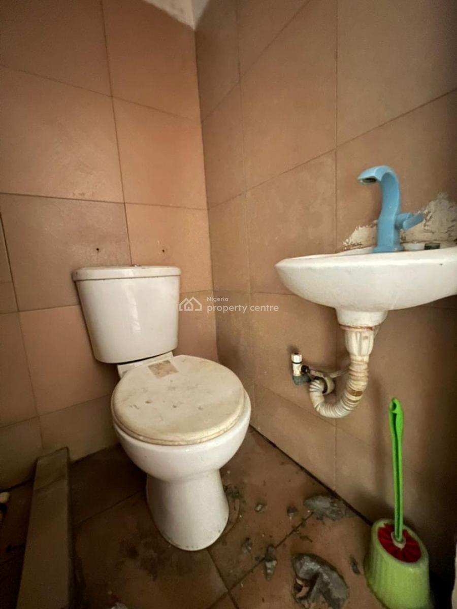 Newly Renovated Selfcon with Private  Kitchen, Igbo Efon, Lekki, Lagos, Self Contain (single Rooms) for Rent