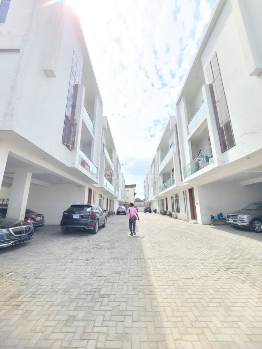 Standard and Massive Furnished  2 Bedroom Flat with Personal Car Park, Igbo-efon, Lekki, Lagos, Flat / Apartment for Sale