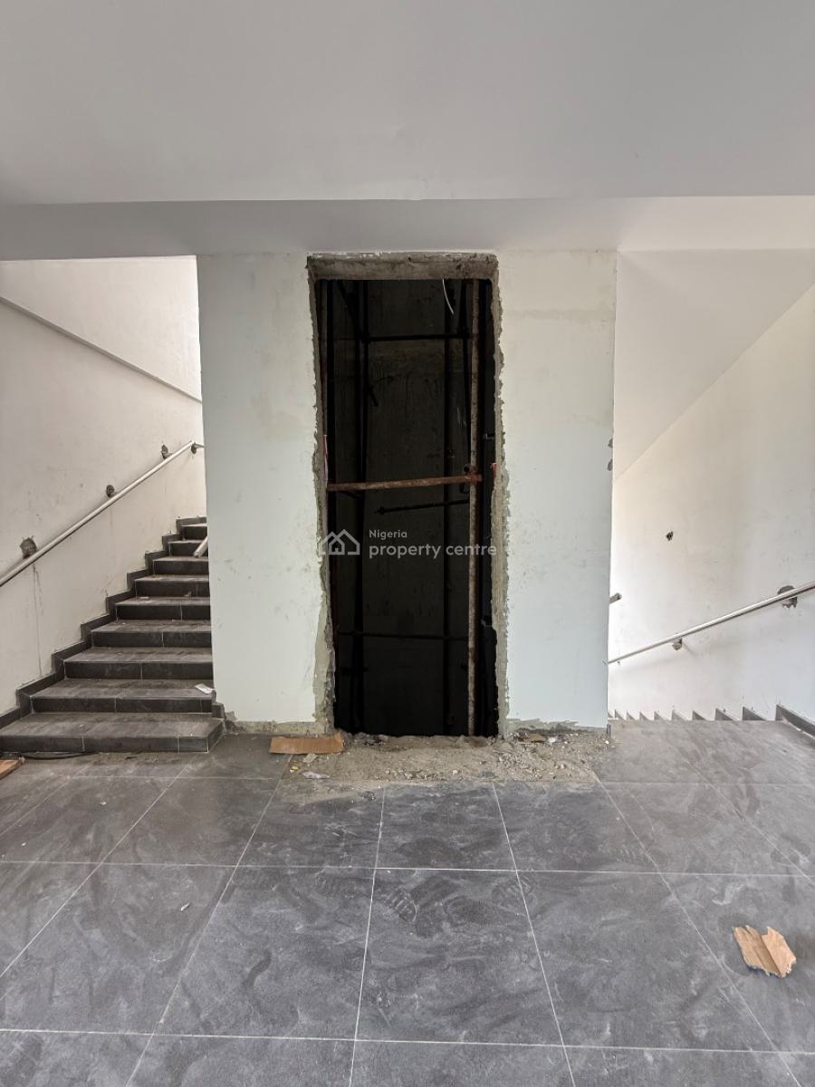 Commercial Spaces for Lease with Waterfront View, Elevator 24hrs Power, Admiralty Way, Lekki Phase 1, Lekki, Lagos, Plaza / Complex / Mall for Rent