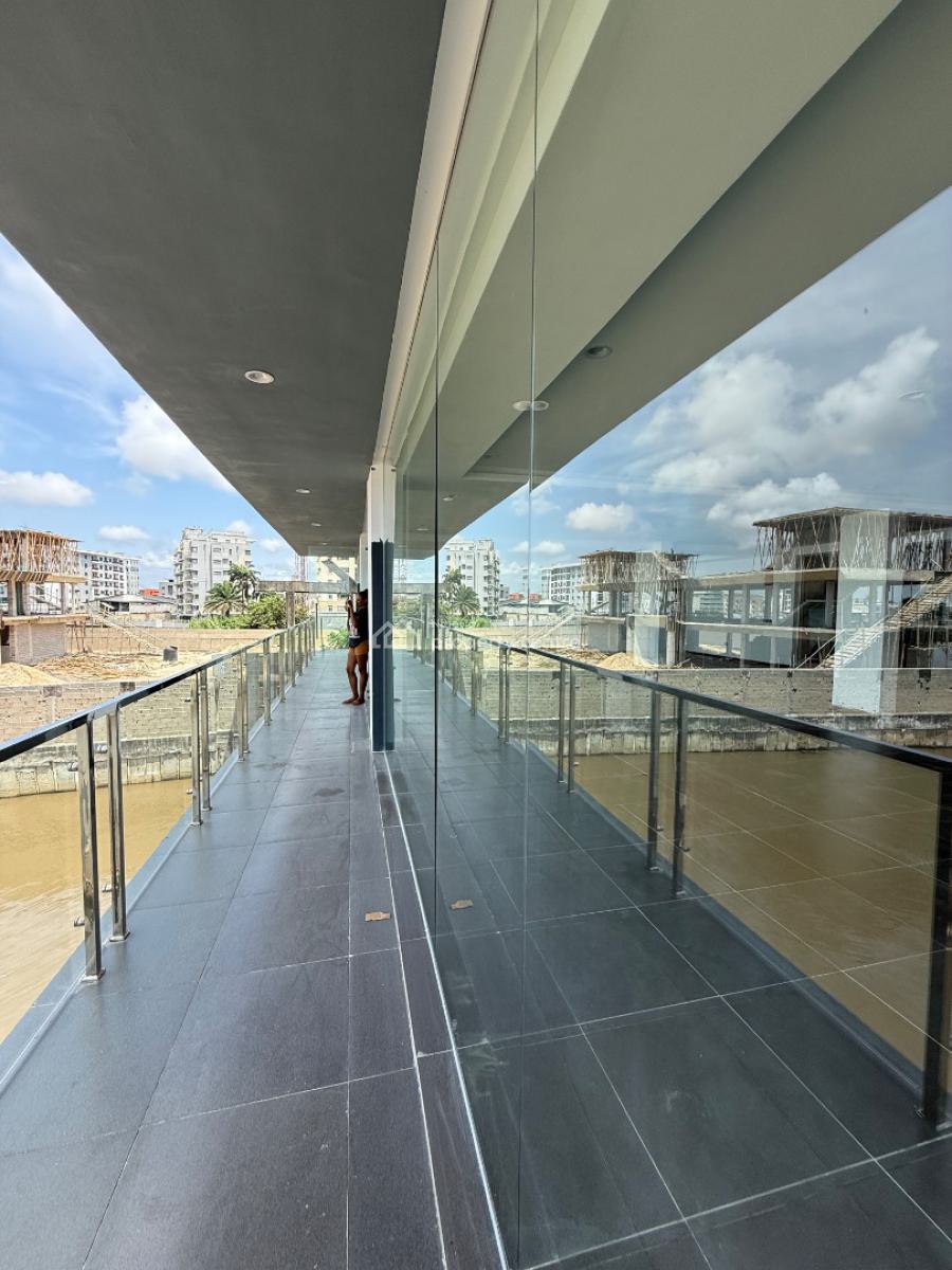 Commercial Spaces for Lease with Waterfront View, Elevator 24hrs Power, Admiralty Way, Lekki Phase 1, Lekki, Lagos, Plaza / Complex / Mall for Rent