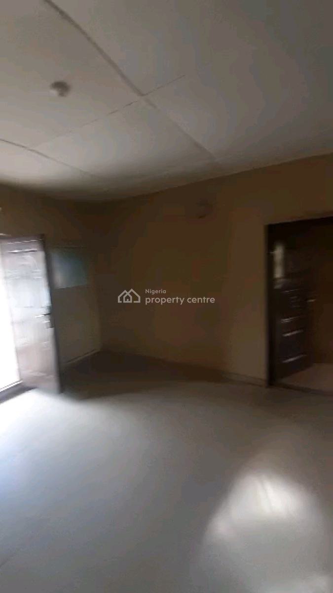 Standard 3-bedroom Flat, Alapere, Ketu, Lagos, Flat / Apartment for Rent