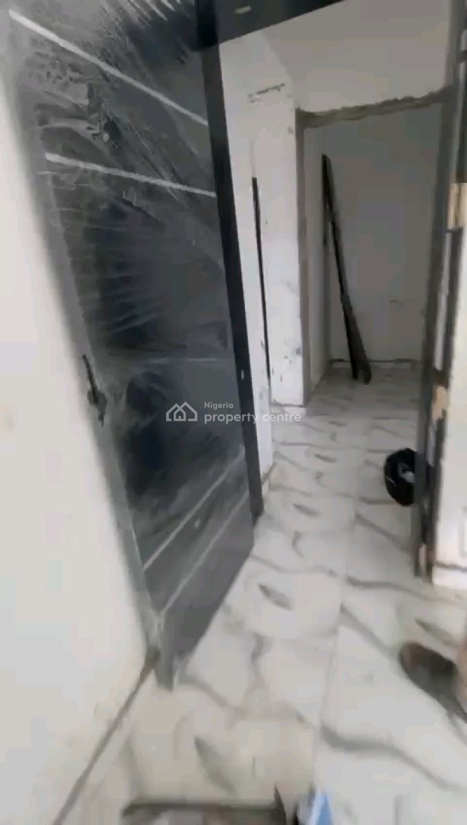 Standard and Spacious 2 Bedroom Flat, Off Pedro, Pedro, Gbagada, Lagos, Flat / Apartment for Rent