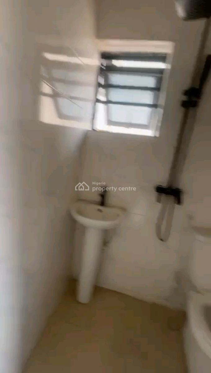 Standard and Spacious 2 Bedroom Flat, Off Pedro, Pedro, Gbagada, Lagos, Flat / Apartment for Rent
