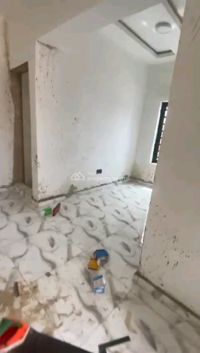 Standard and Spacious 2 Bedroom Flat, Off Pedro, Pedro, Gbagada, Lagos, Flat / Apartment for Rent