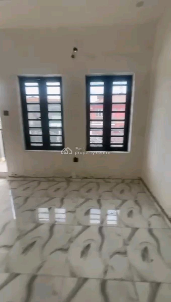 Standard and Spacious 2 Bedroom Flat, Off Pedro, Pedro, Gbagada, Lagos, Flat / Apartment for Rent