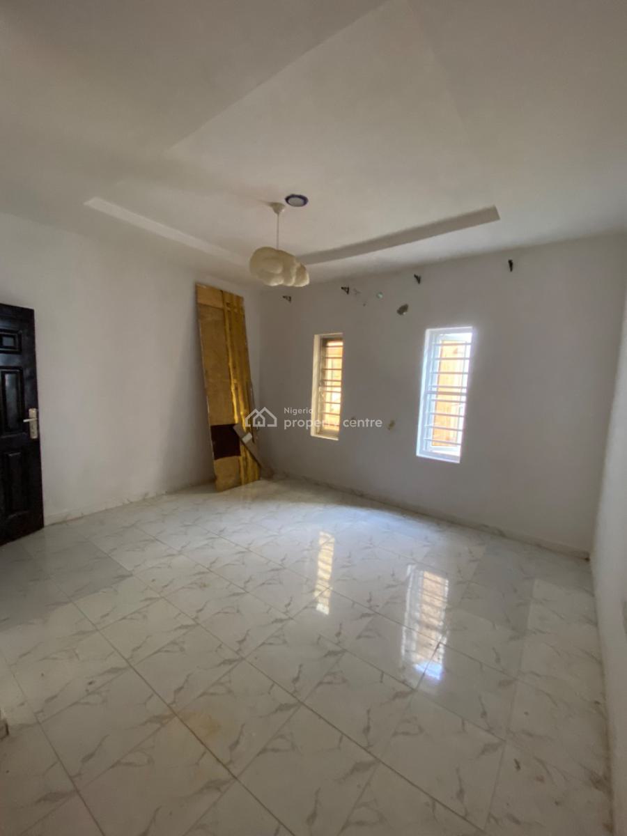 Luxury 3 Bedroom Terrace Duplex with Bq in a Secure Estate, Ikota, Lekki, Lagos, Terraced Duplex for Rent