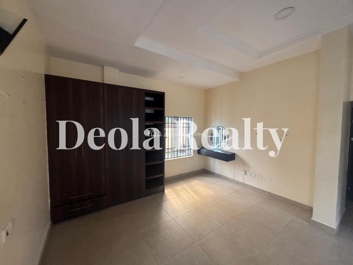 a Super Clean and Spacious 3 Bedroom Maisonette (upstairs), Osapa London, Lekki, Lagos, House for Rent