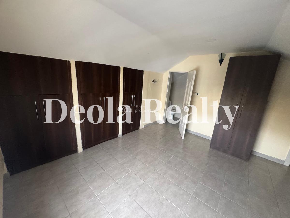 a Super Clean and Spacious 3 Bedroom Maisonette (upstairs), Osapa London, Lekki, Lagos, House for Rent