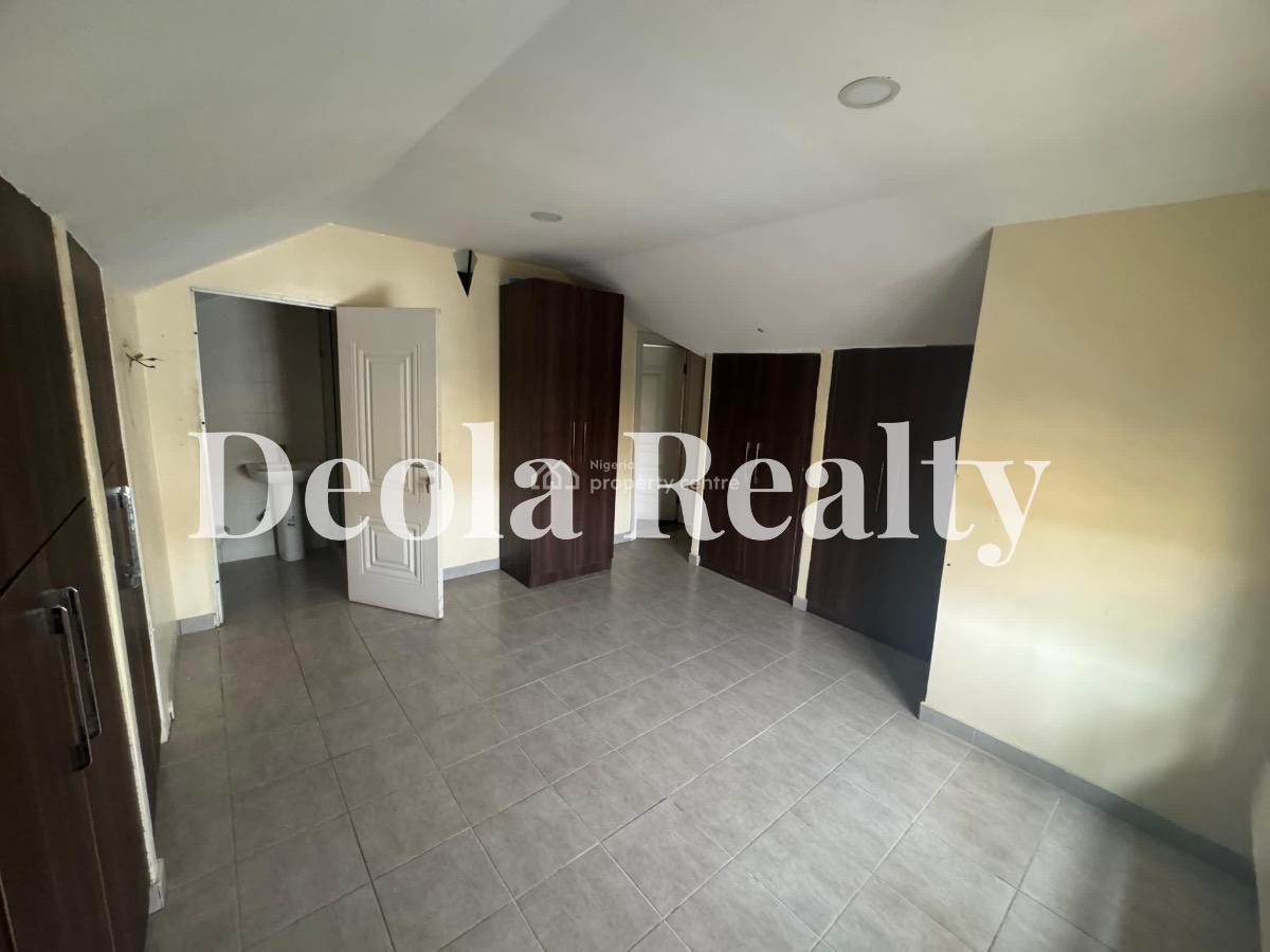 a Super Clean and Spacious 3 Bedroom Maisonette (upstairs), Osapa London, Lekki, Lagos, House for Rent
