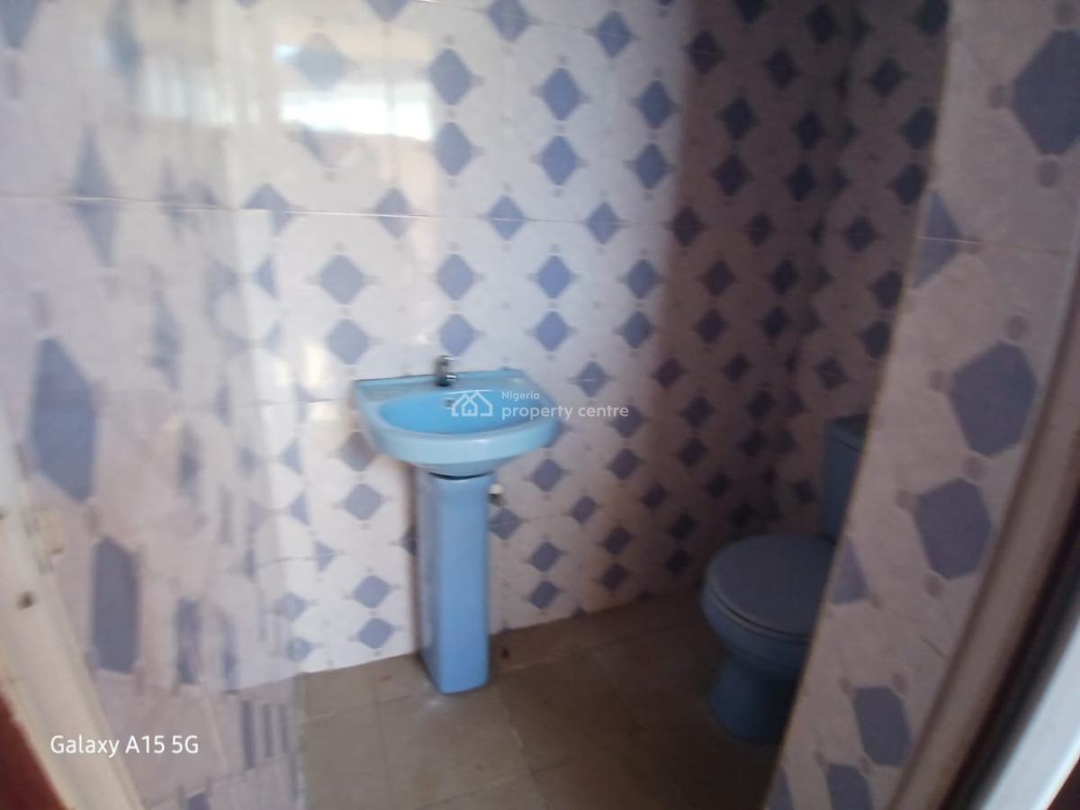 Lovely 2 Bedroom Flat, Harmony Estate, Gra Phase 1, Magodo, Lagos, Flat / Apartment for Rent