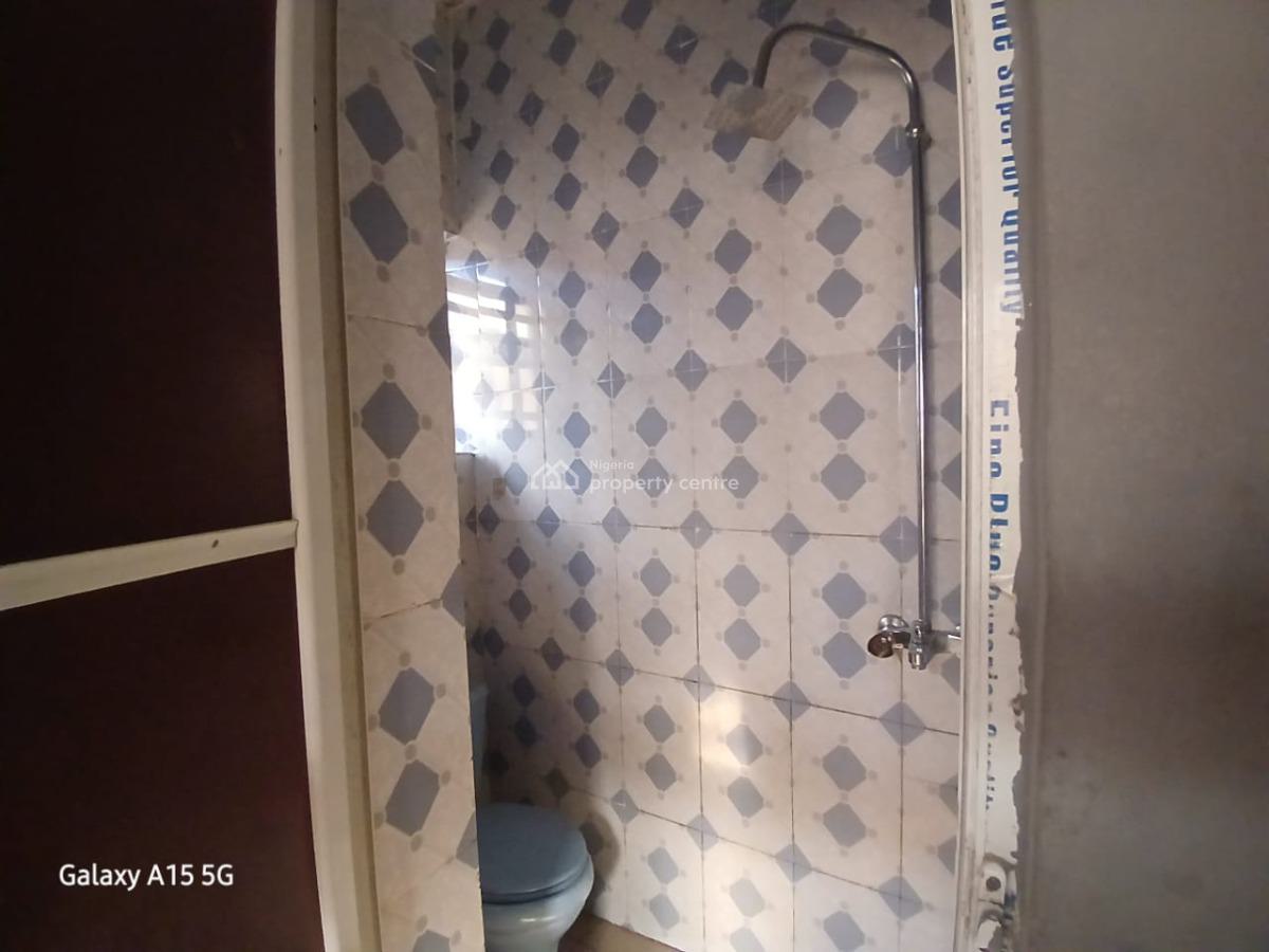 Lovely 2 Bedroom Flat, Harmony Estate, Gra Phase 1, Magodo, Lagos, Flat / Apartment for Rent