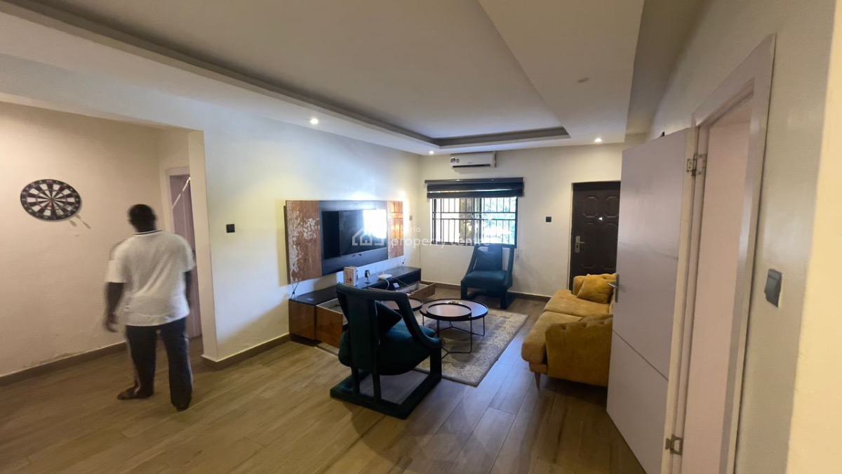 Beautiful and Spacious 3bedroom Flat with Bq, Lekki Phase 1, Lekki, Lagos, Flat / Apartment for Rent