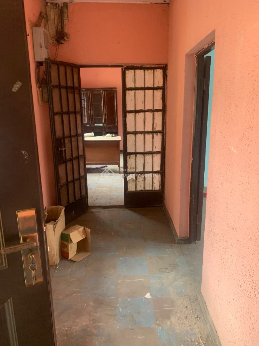 Well Maintained 3 Bedrooms Office Space, Ogba, Ikeja, Lagos, Office Space for Rent