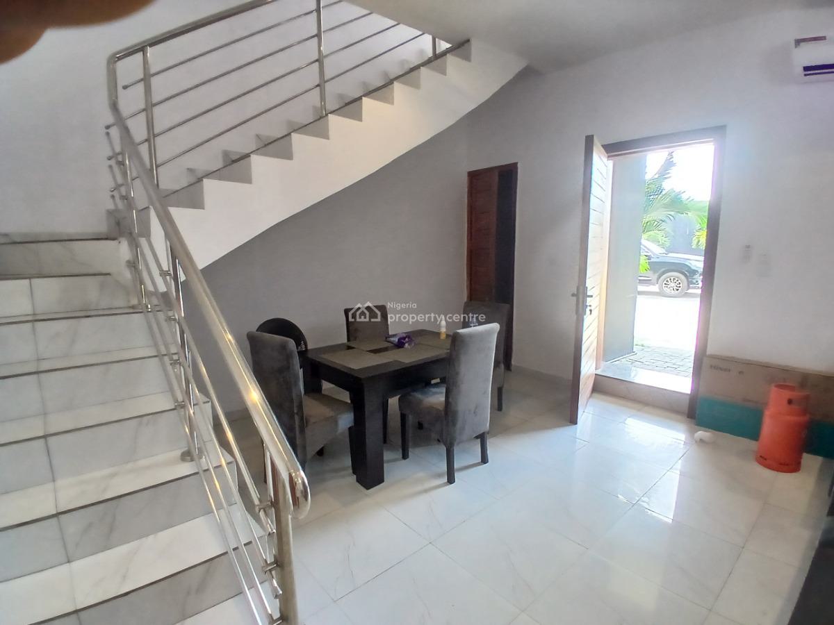 Neatly Maintained 4 Bedroom Duplex in a Serene Neighbourhood, Ikota, Lekki, Lagos, Terraced Duplex for Sale