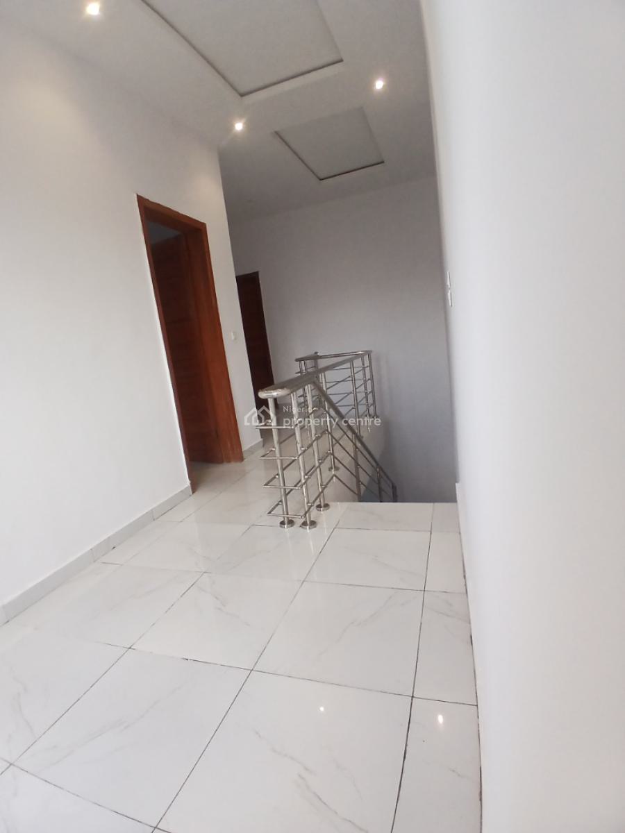 Neatly Maintained 4 Bedroom Duplex in a Serene Neighbourhood, Ikota, Lekki, Lagos, Terraced Duplex for Sale