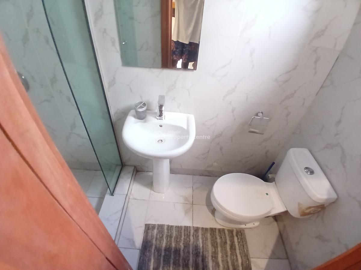 Neatly Maintained 4 Bedroom Duplex in a Serene Neighbourhood, Ikota, Lekki, Lagos, Terraced Duplex for Sale