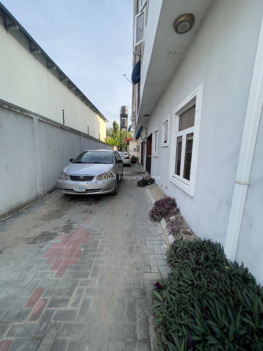 2 Bedroom Flat in a Gated Compound, Off Mobile Road, Ilaje, Ajah, Lagos, Flat / Apartment for Rent