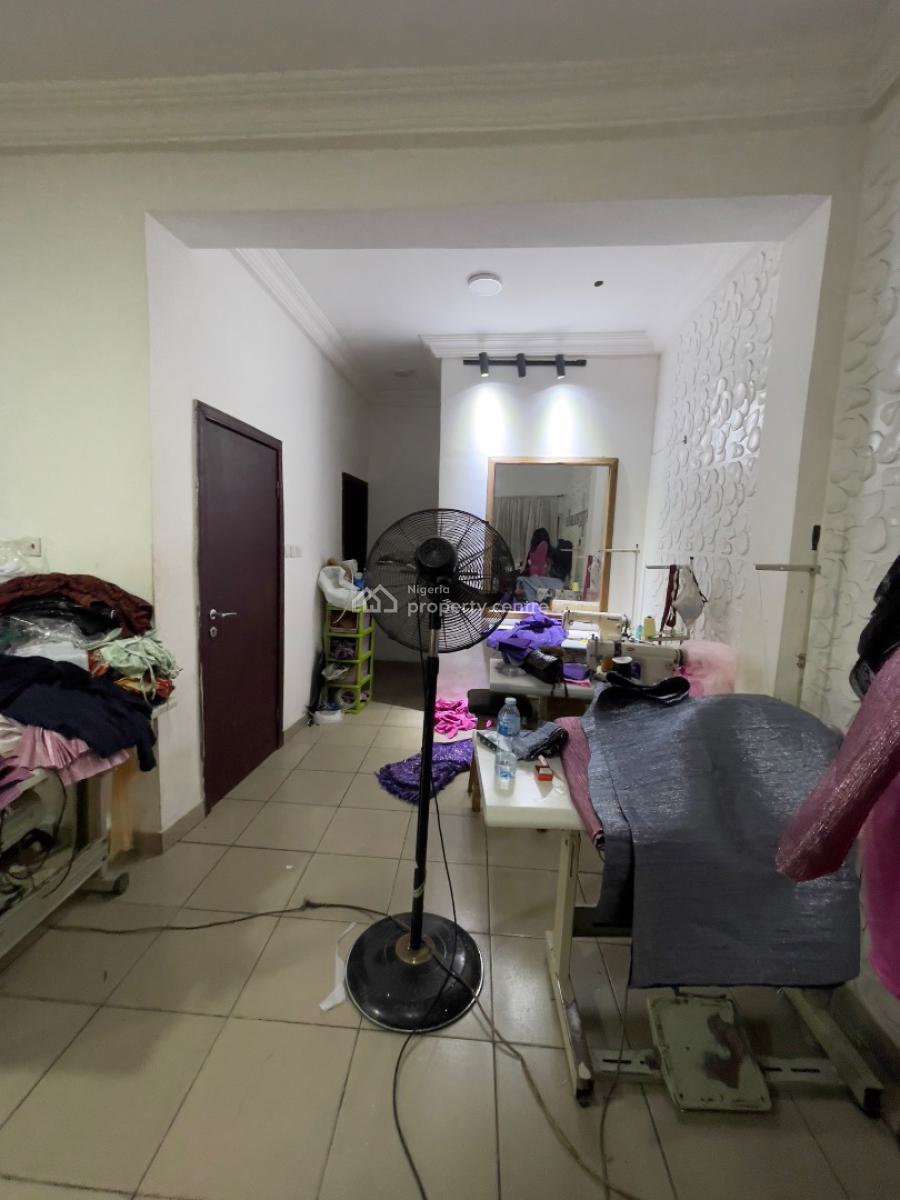 2 Bedroom Flat in a Gated Compound, Off Mobile Road, Ilaje, Ajah, Lagos, Flat / Apartment for Rent