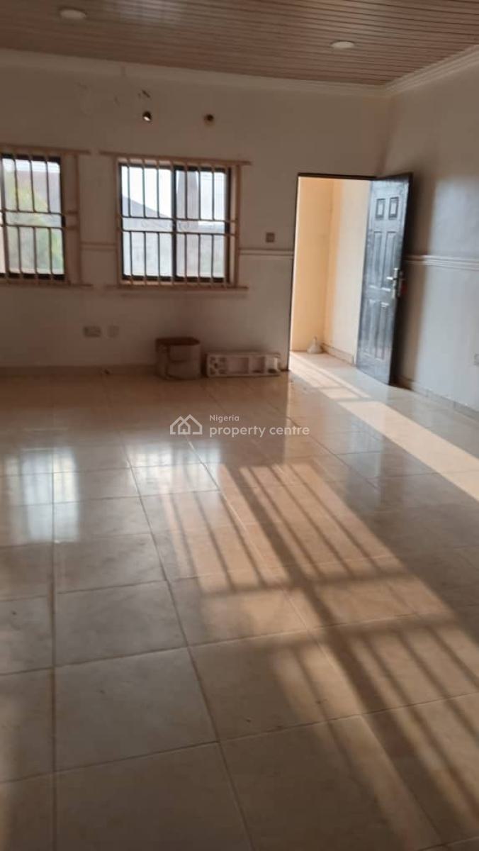 Exquisite 3bedroom Apartment, James Lawrence Street, Mabushi, Abuja, Flat / Apartment for Rent