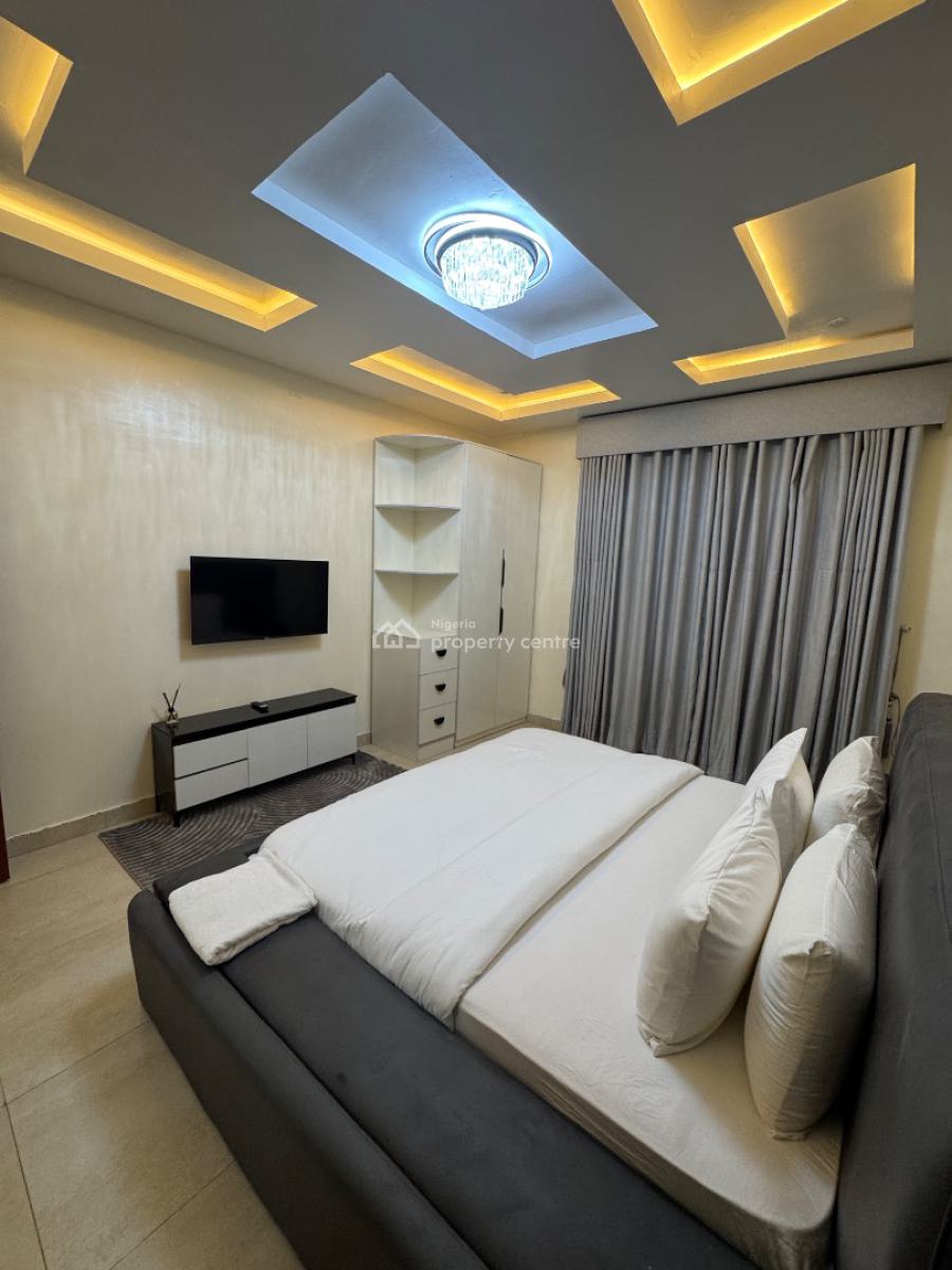 Beautiful 3 Bedroom Apartment  with Swimming Pool, Alexa & Elevator, Banana Island, Ikoyi, Lagos, Flat / Apartment Short Let