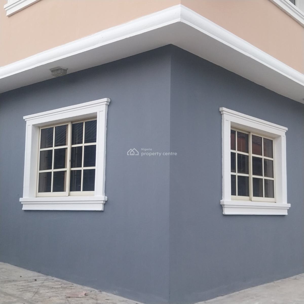 Standard  and Well Spacious 3 Bedroom Flat, Ogooluwa Street  Off Gasline, Magboro, Ogun, Flat / Apartment for Rent