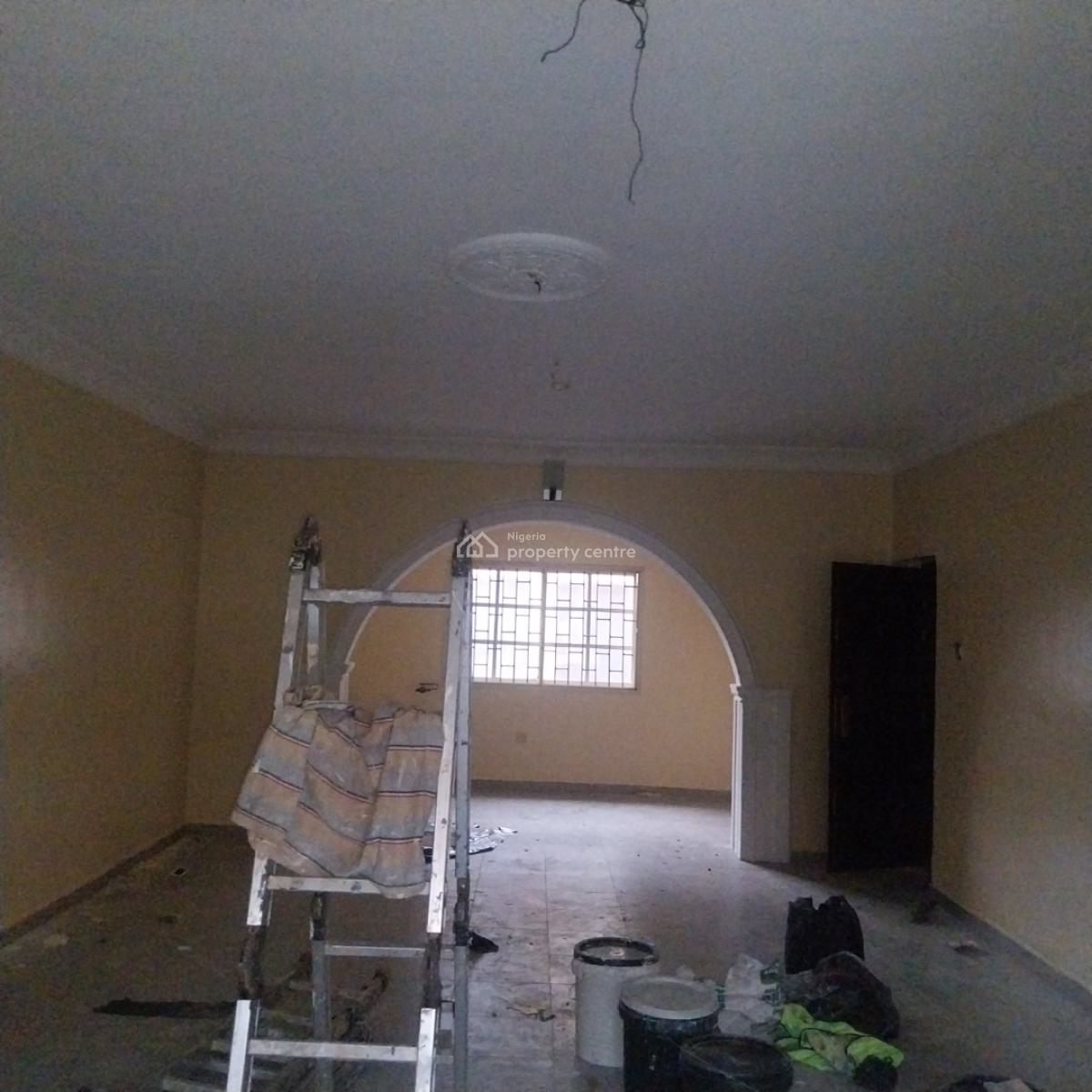 Standard  and Well Spacious 3 Bedroom Flat, Ogooluwa Street  Off Gasline, Magboro, Ogun, Flat / Apartment for Rent