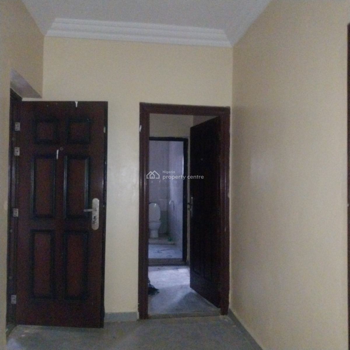 Standard  and Well Spacious 3 Bedroom Flat, Ogooluwa Street  Off Gasline, Magboro, Ogun, Flat / Apartment for Rent