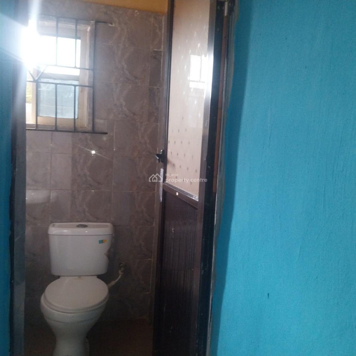 Nice 2bedroom  Flat at Peace Estate  Magboro, Peace Estate, Magboro, Ogun, Flat / Apartment for Rent