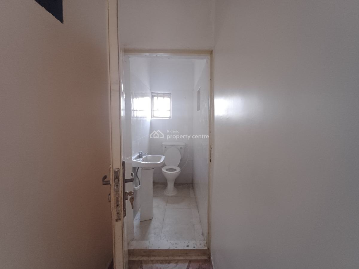 Lovely Clean 2 Bedroom Flat on The Ground Floor, Wuse 2, Abuja, Flat / Apartment for Rent