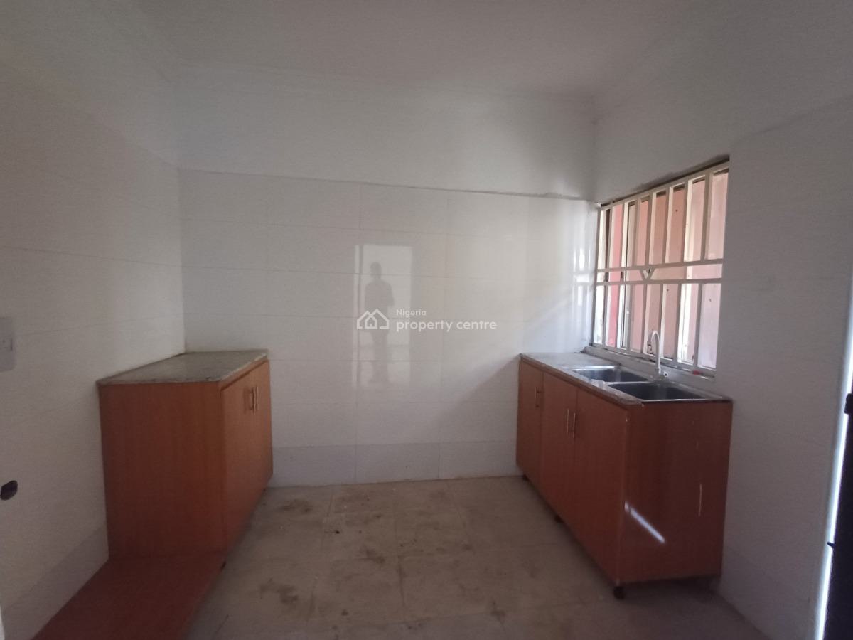 Lovely Clean 2 Bedroom Flat on The Ground Floor, Wuse 2, Abuja, Flat / Apartment for Rent