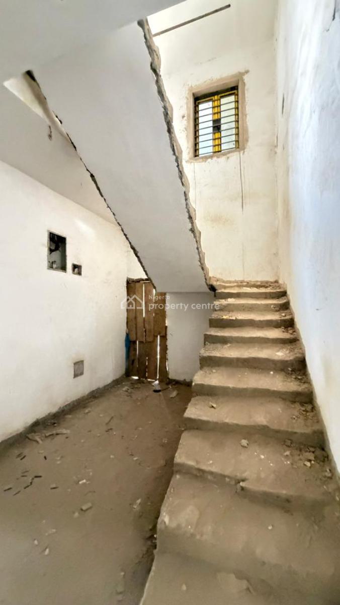 5 Bedroom Detached Duplex with Bq, Dakwo, Abuja, Detached Duplex for Sale