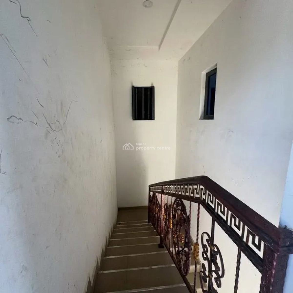 8 Unit of 1 Bedroom Flat and  1 Unit of 2-bedroom Flat, Off Alakahia, Port Harcourt, Rivers, Block of Flats for Sale