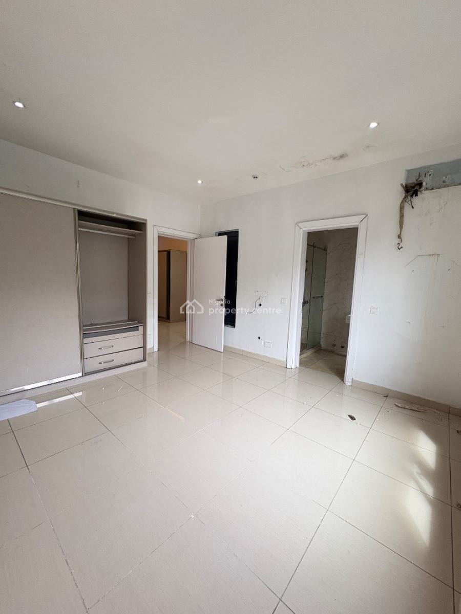 Well Maintained   4 Bedroom Terrace Duplex with Penthouse & Bq, Lekki Phase 1, Lekki, Lagos, Terraced Duplex for Rent