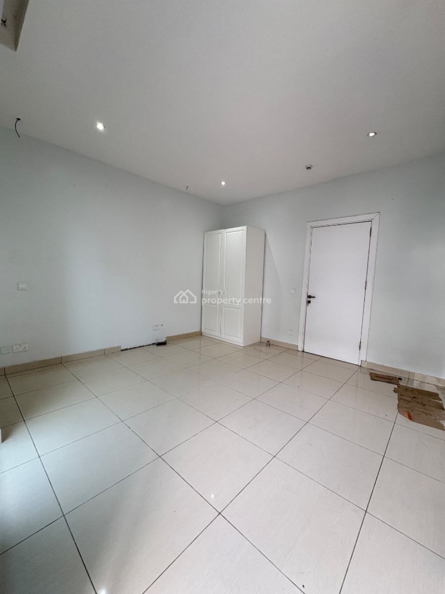 Well Maintained   4 Bedroom Terrace Duplex with Penthouse & Bq, Lekki Phase 1, Lekki, Lagos, Terraced Duplex for Rent