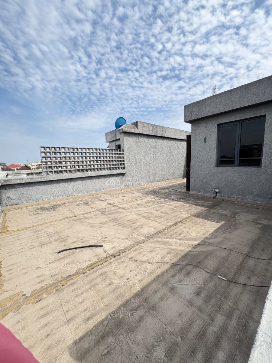 Well Maintained   4 Bedroom Terrace Duplex with Penthouse & Bq, Lekki Phase 1, Lekki, Lagos, Terraced Duplex for Rent
