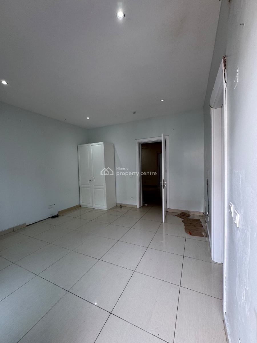 4 𝐁𝐄𝐃𝐑𝐎𝐎𝐌 𝐓𝐄𝐑𝐑𝐀𝐂𝐄 𝐃𝐔𝐏𝐋𝐄𝐗, Lekki Phase 1, Lekki, Lagos, Terraced Duplex for Rent