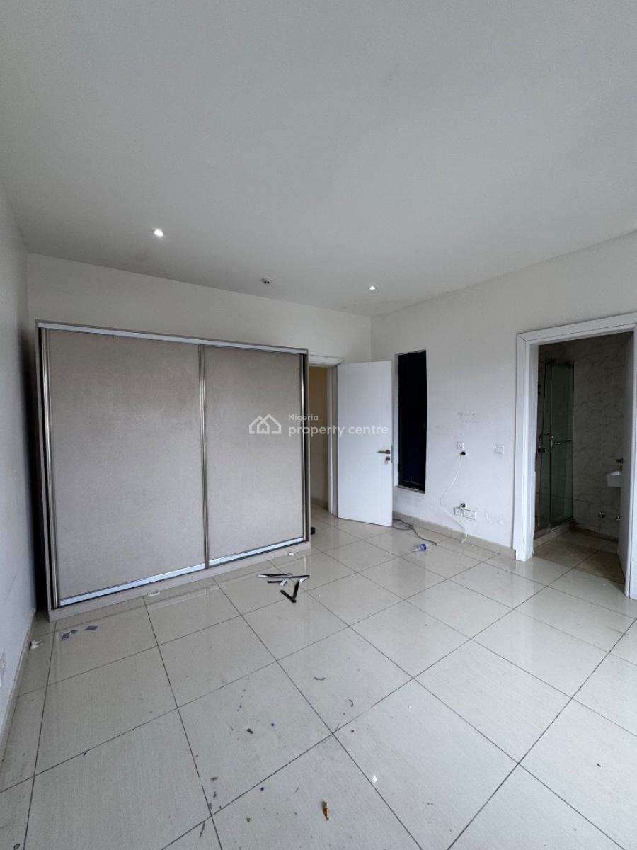 4 𝐁𝐄𝐃𝐑𝐎𝐎𝐌 𝐓𝐄𝐑𝐑𝐀𝐂𝐄 𝐃𝐔𝐏𝐋𝐄𝐗, Lekki Phase 1, Lekki, Lagos, Terraced Duplex for Rent