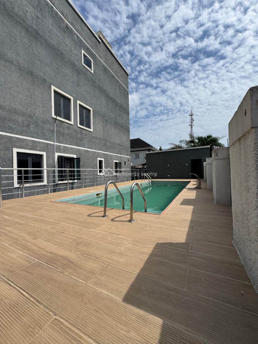 4 𝐁𝐄𝐃𝐑𝐎𝐎𝐌 𝐓𝐄𝐑𝐑𝐀𝐂𝐄 𝐃𝐔𝐏𝐋𝐄𝐗, Lekki Phase 1, Lekki, Lagos, Terraced Duplex for Rent